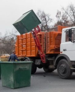 segodnia-v-sortavalskom-raione-pristupil-k-rabote-novyi-operator-po-vyvozu-tko